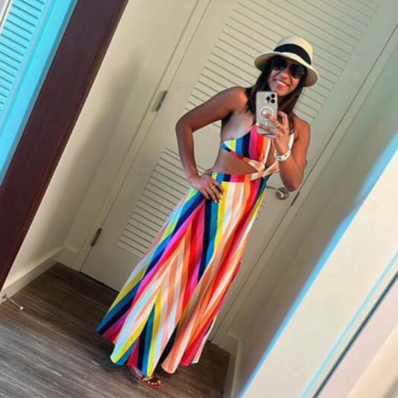Striped Multicolor Backless Strappy V-Neck Maxi Dress Leg Slit - Picture 14 of 16